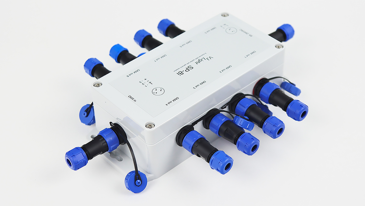 VJLight SP-8i - IP68 (IP67) DMX сплиттер-усилитель с двойной гальванической развязкой и индикаторами 1 вход - 8 выходов