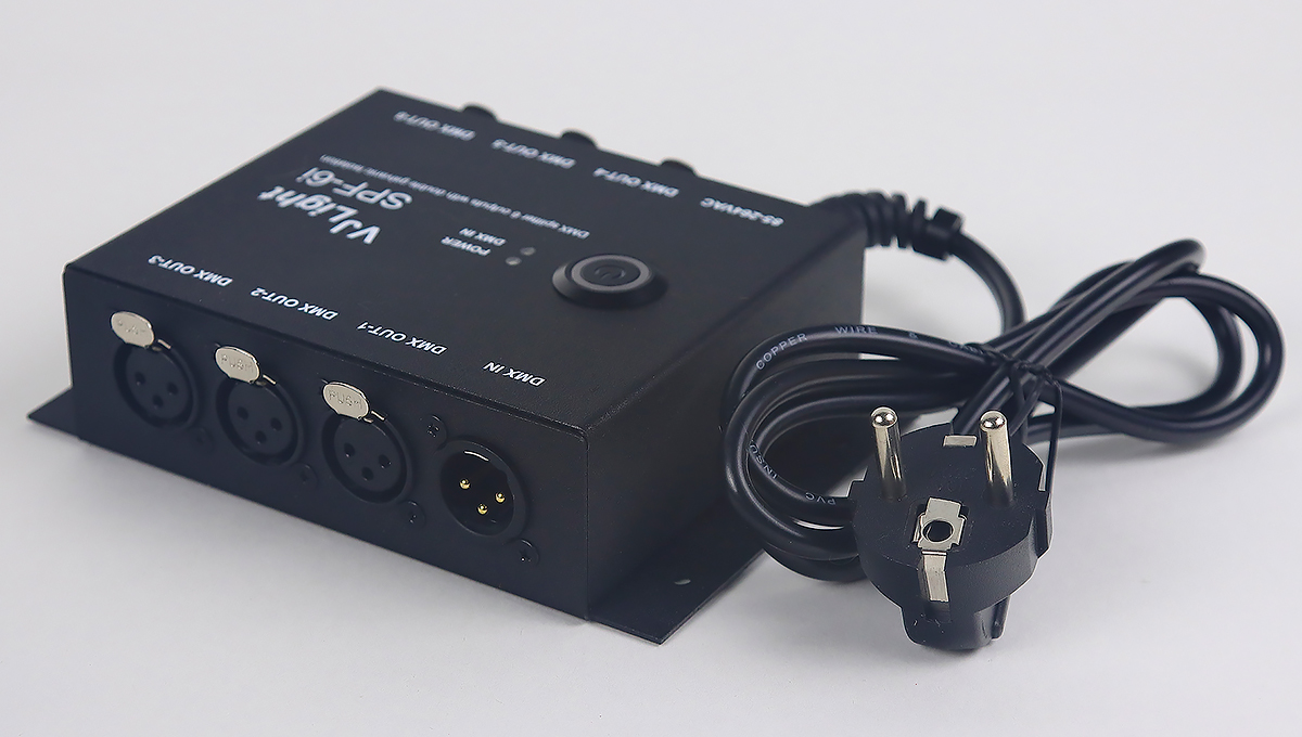 VJLight SPF-6i - DMX сплиттер с двойной гальванической развязкой и индикаторами 1 XLR вход - 6 XLR выходов. Свободное крепление на любую поверхность.